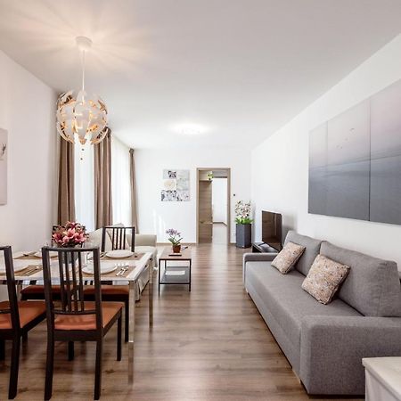 211 / 1 Bedroom / Modern Condo In City Center Budapeste Exterior foto