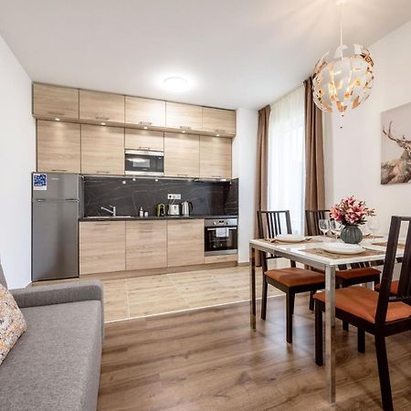 211 / 1 Bedroom / Modern Condo In City Center Budapeste Exterior foto