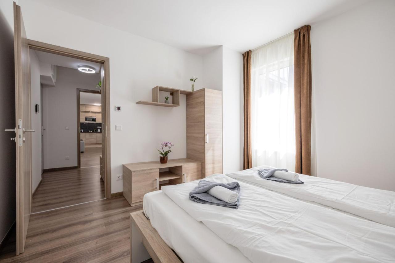 211 / 1 Bedroom / Modern Condo In City Center Budapeste Exterior foto